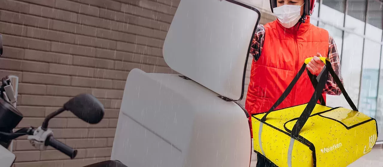 4 Advanced Insulation Technologies Used by an Expert Dairy Insulated Bag Fabricator