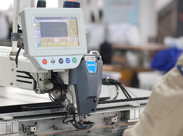 Large formwork machine