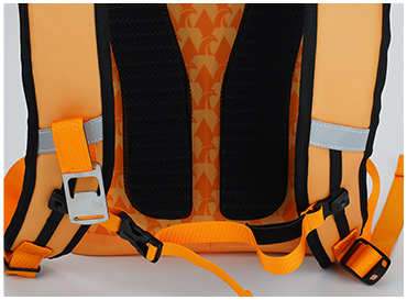 ​​Chest + waist straps for stability​​